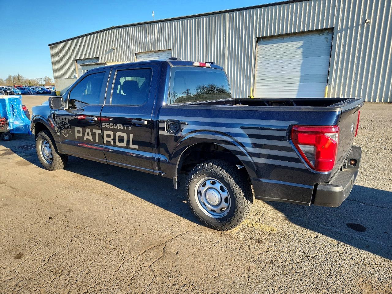 2024 FORD F150 XL photo 2