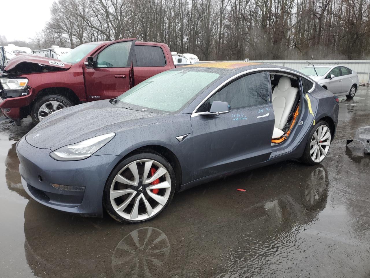 2018 TESLA MODEL 3