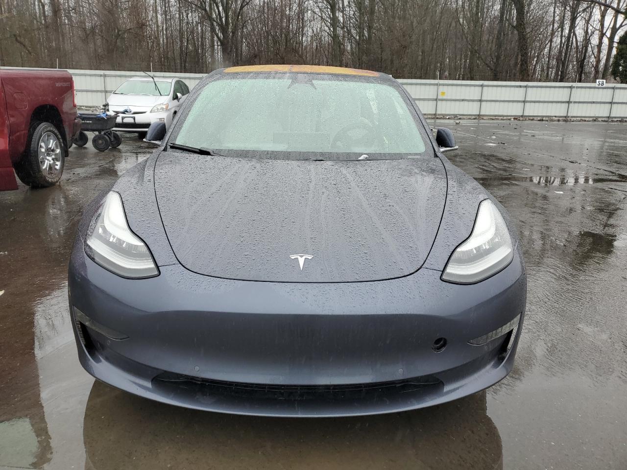 2018 TESLA MODEL 3 photo 9
