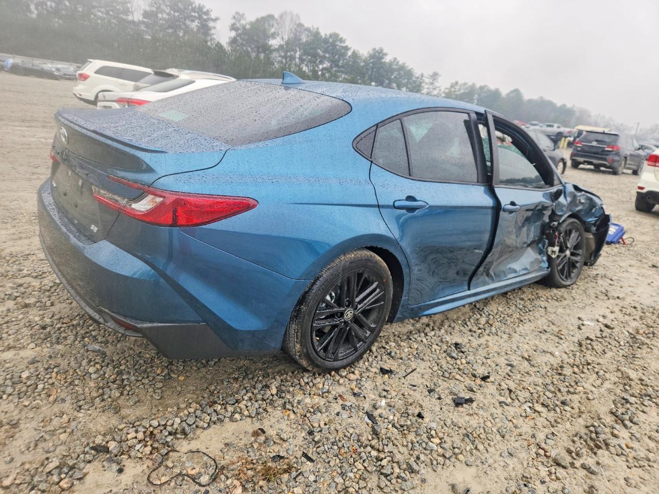 2026 TOYOTA CAMRY XSE photo 7