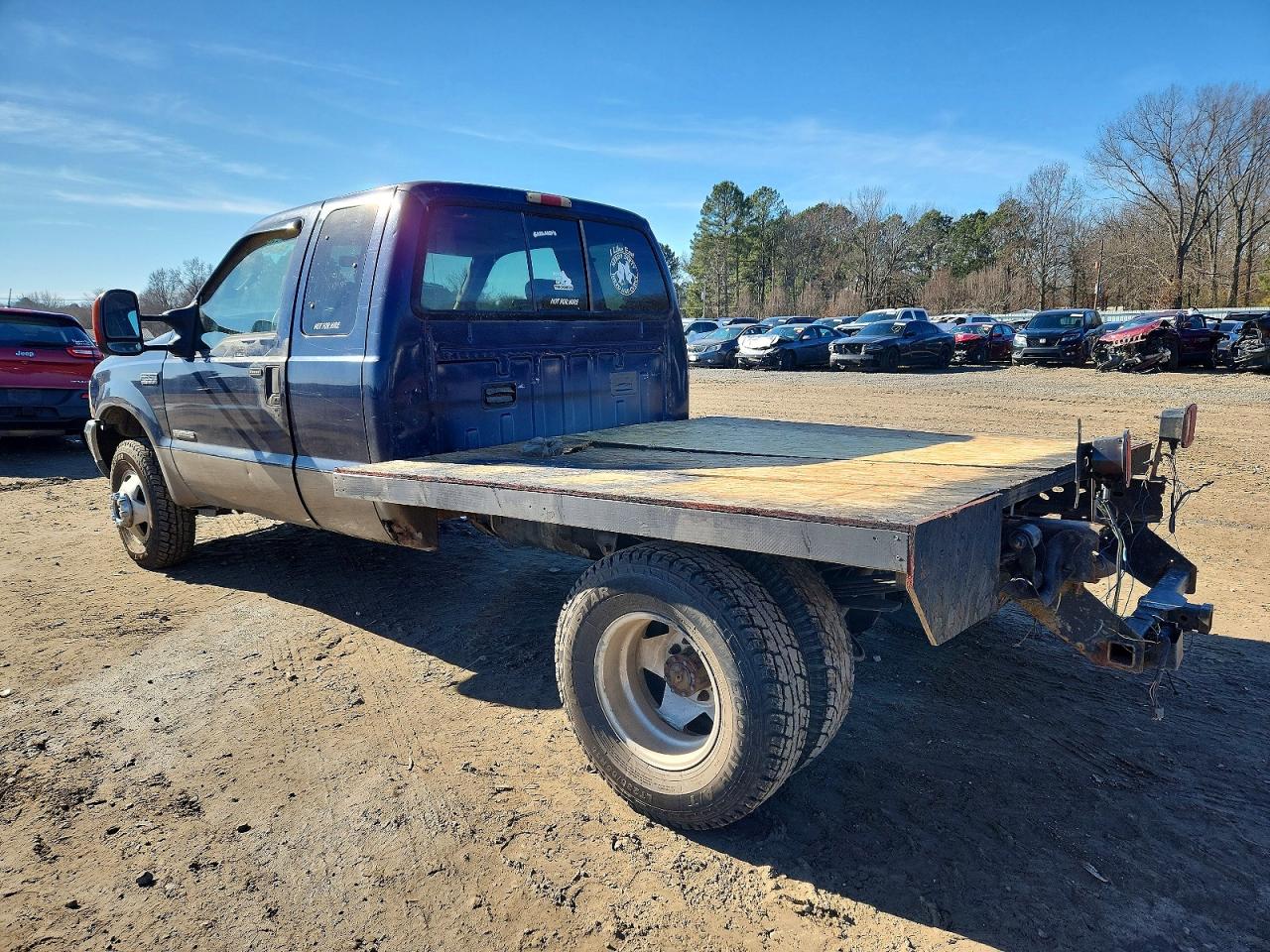 2004 FORD F350 SUPER DUTY FLATBED TRUCK photo 2