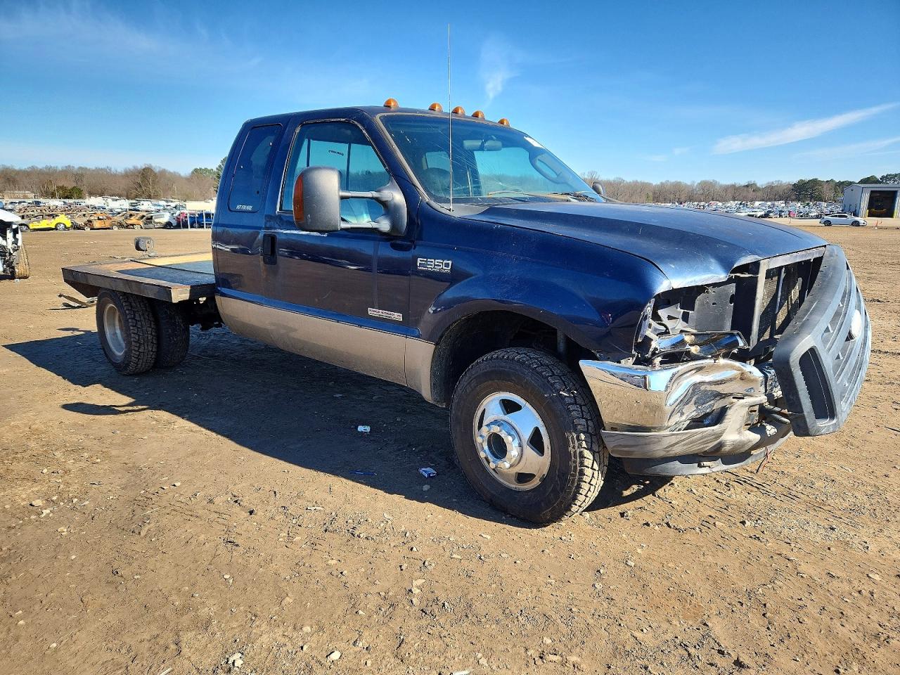 2004 FORD F350 SUPER DUTY FLATBED TRUCK photo 4