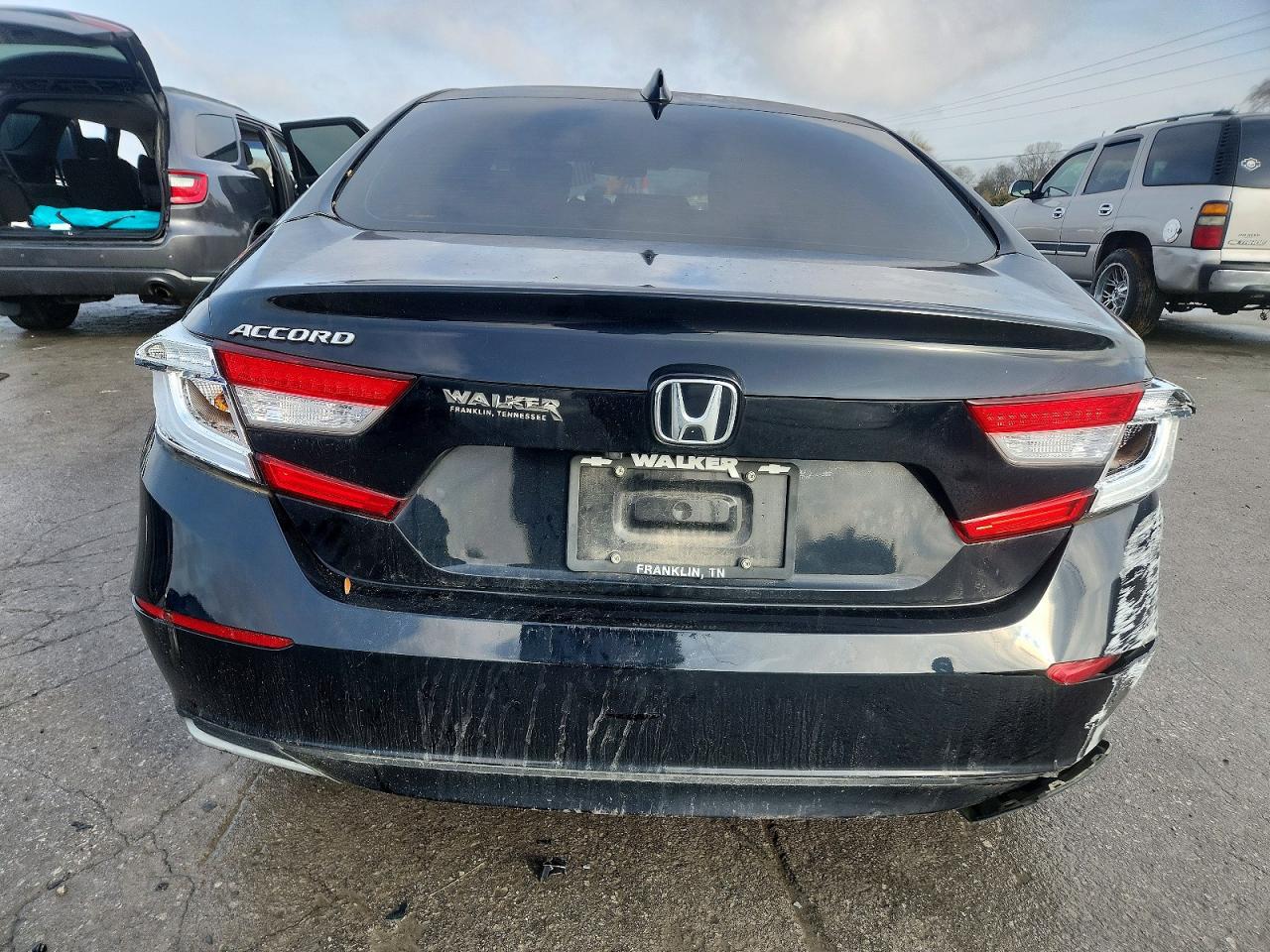 2018 HONDA ACCORD LX photo 21