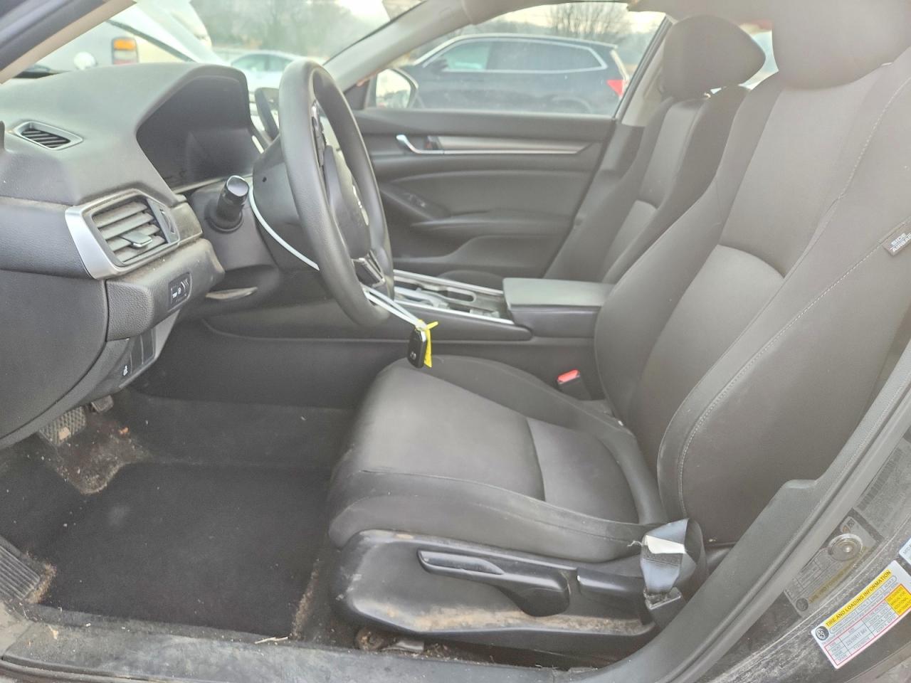 2018 HONDA ACCORD LX photo 25