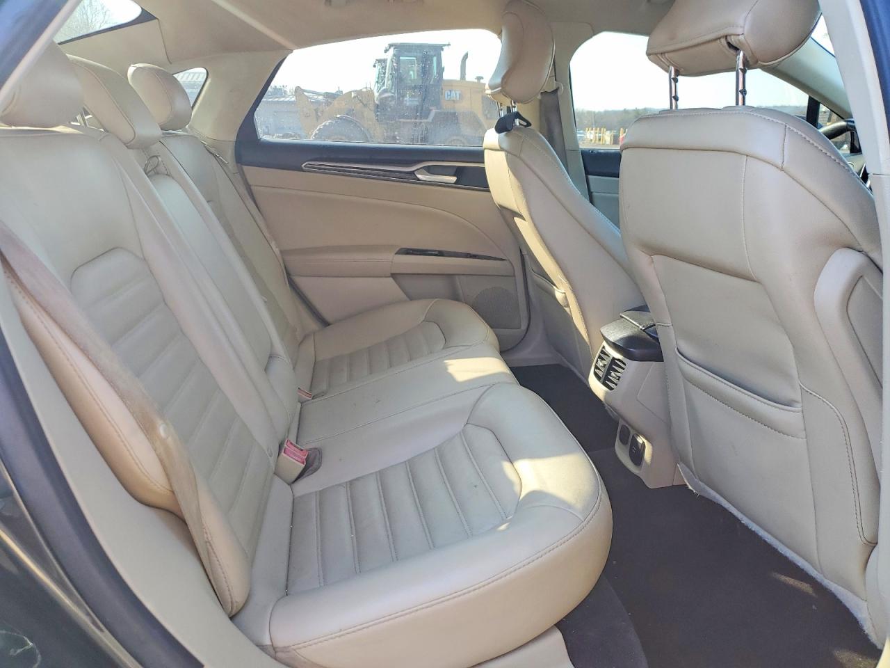 2016 FORD FUSION SE PHEV photo 28