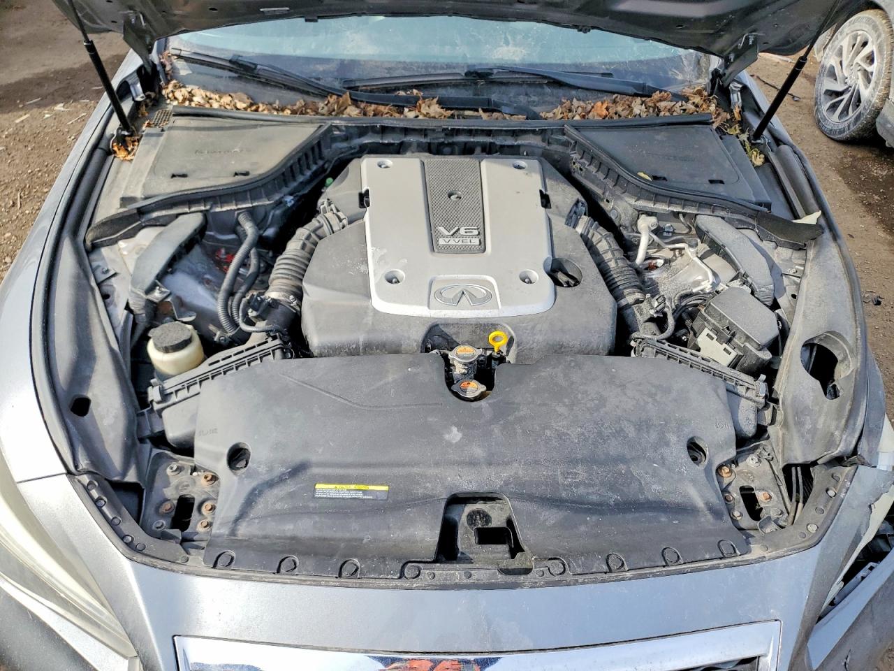 2015 INFINITI Q50 SPORT photo 31