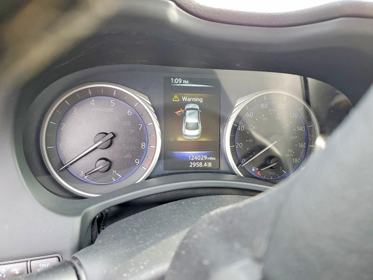 2015 INFINITI Q50 SPORT photo 25