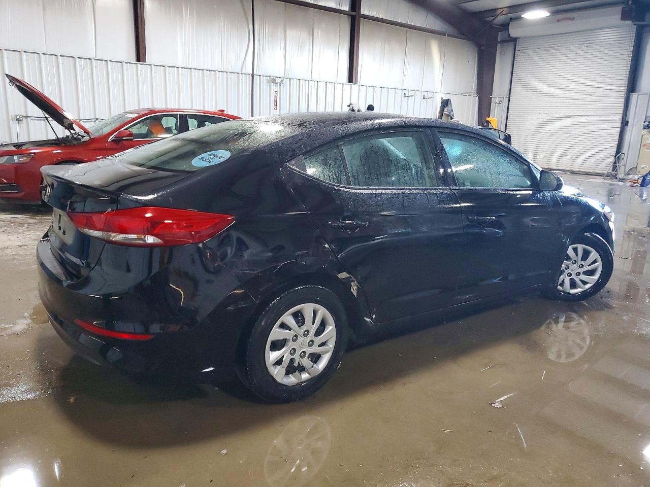 2018 HYUNDAI ELANTRA SE photo 3