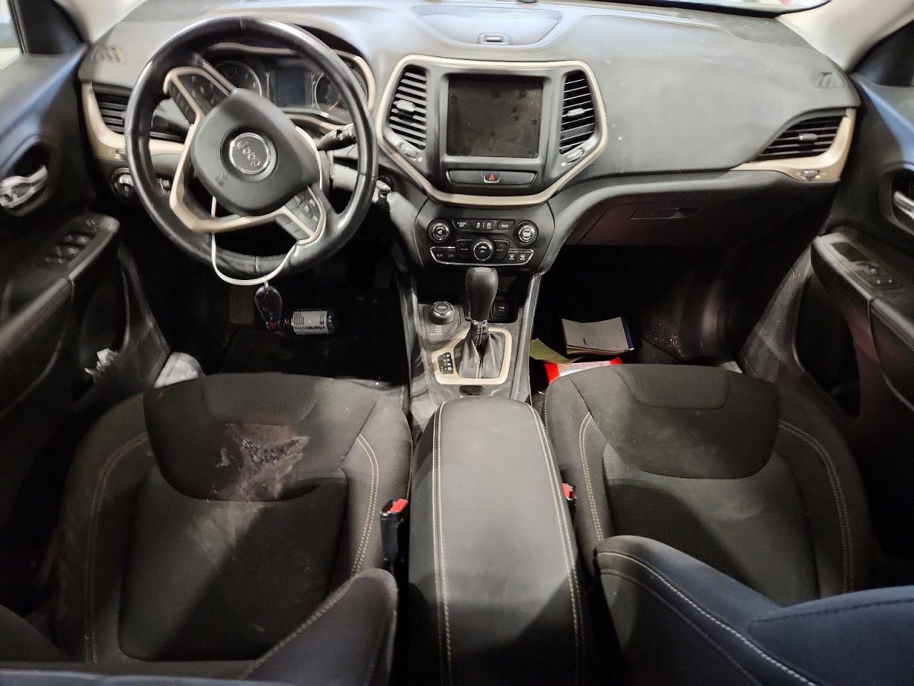 2015 JEEP CHEROKEE LATITUDE photo 15