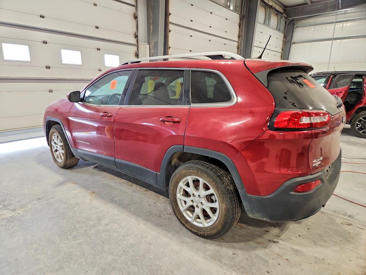 2015 JEEP CHEROKEE LATITUDE photo 3