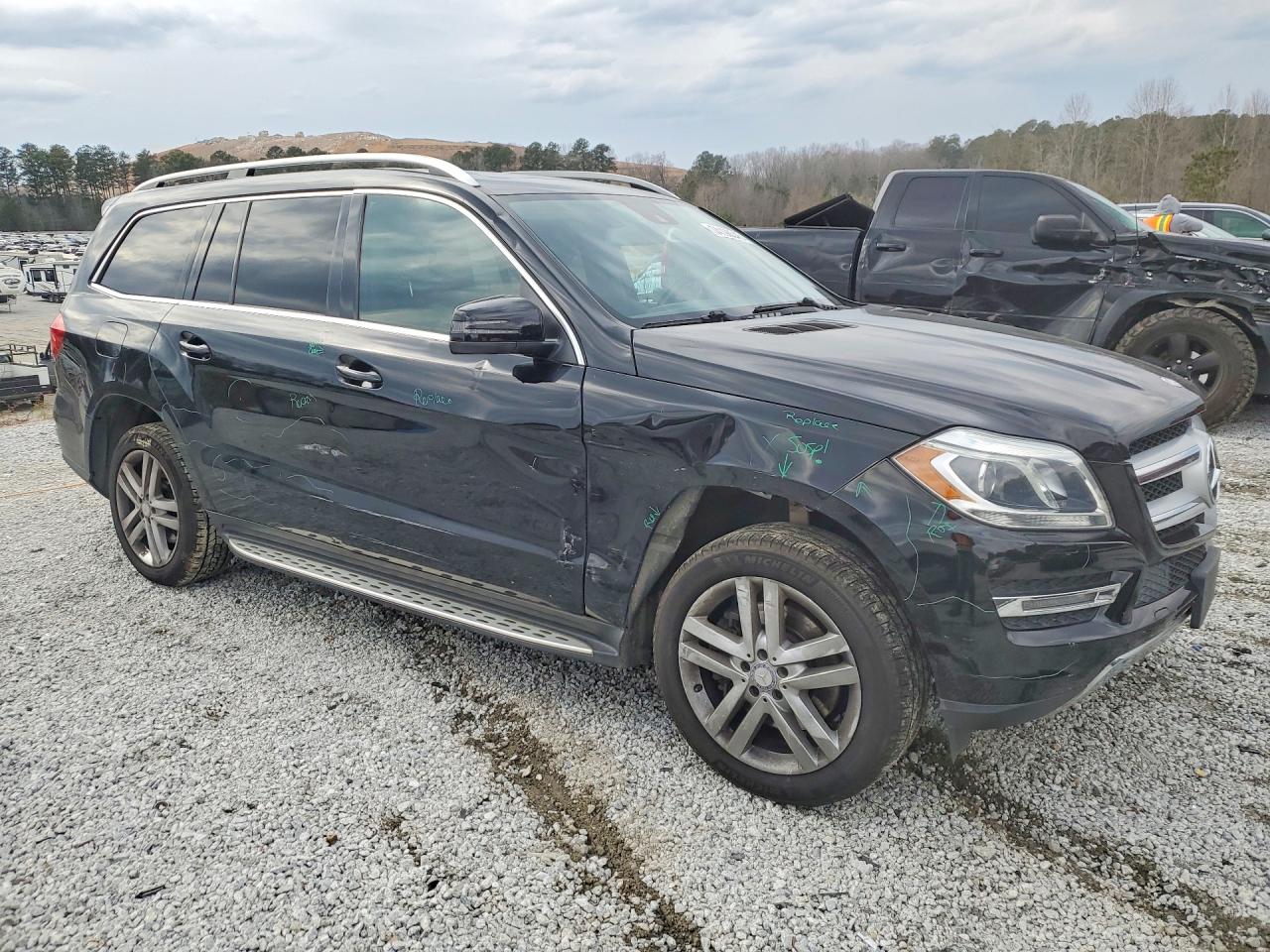 2014 MERCEDES-BENZ GL 450 4MATIC photo 4