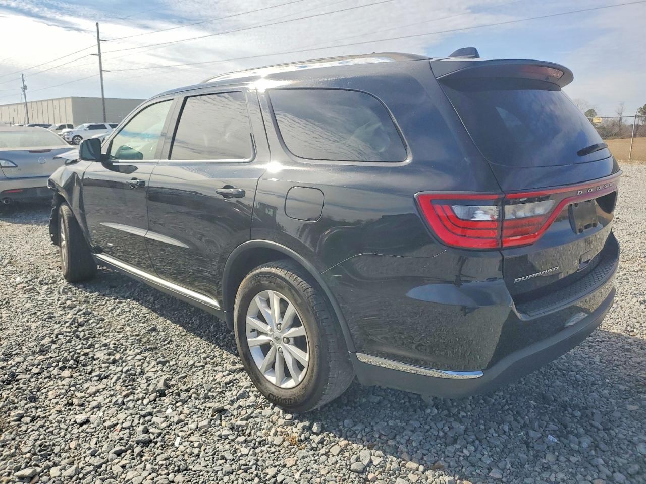 2023 DODGE DURANGO SXT photo 2