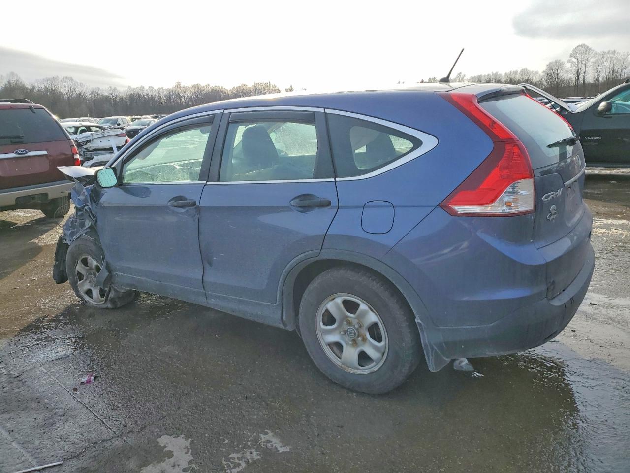 2013 HONDA CR-V LX photo 2