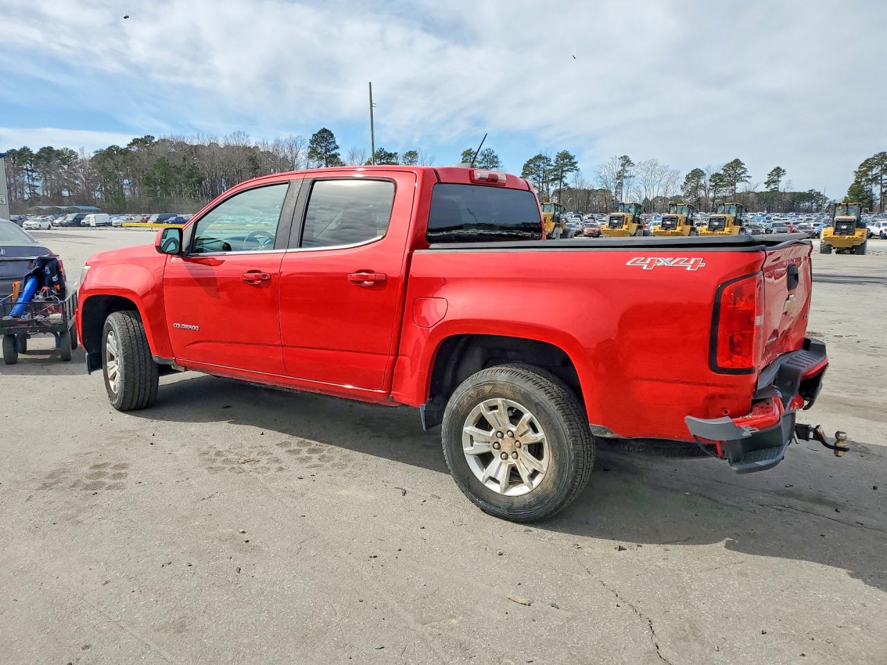2018 CHEVROLET COLORADO LT photo 2