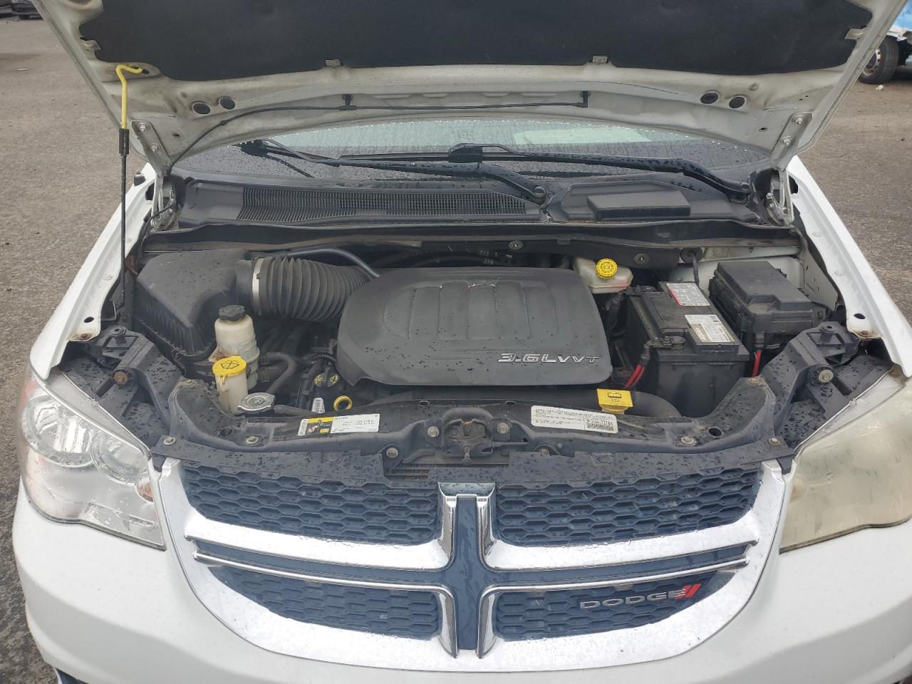 2015 DODGE GRAND CARAVAN SE photo 23