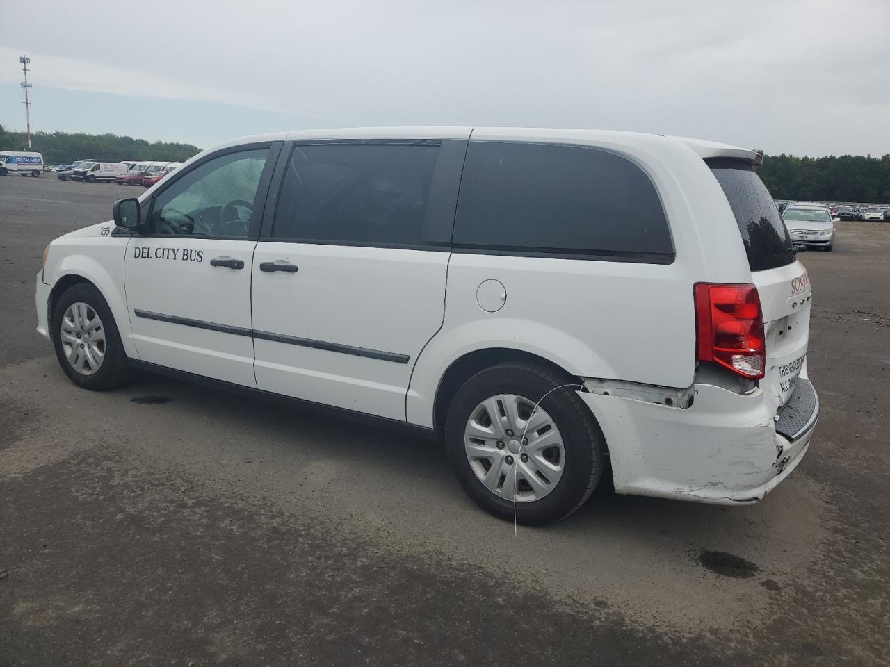 2015 DODGE GRAND CARAVAN SE photo 3