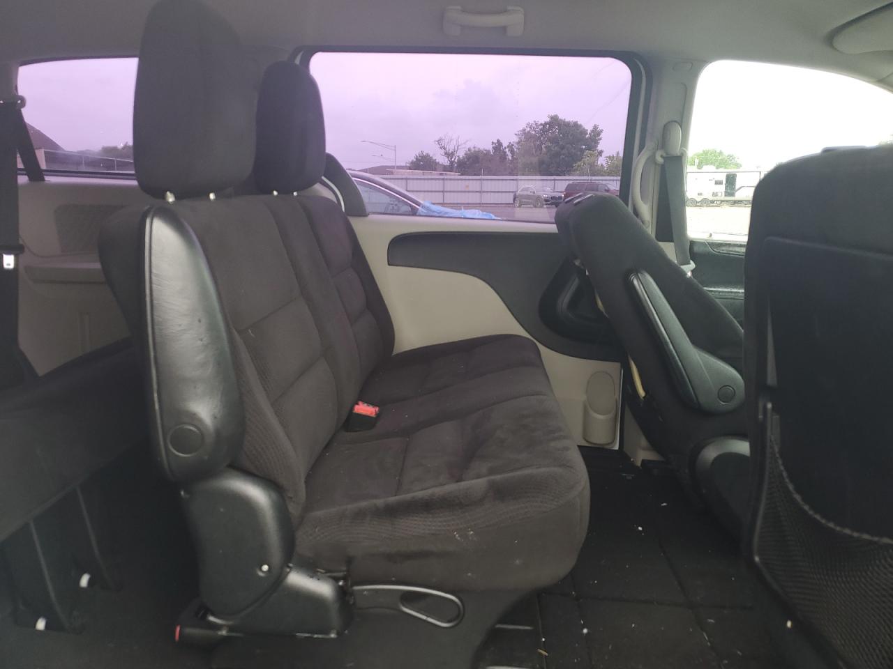 2015 DODGE GRAND CARAVAN SE photo 21