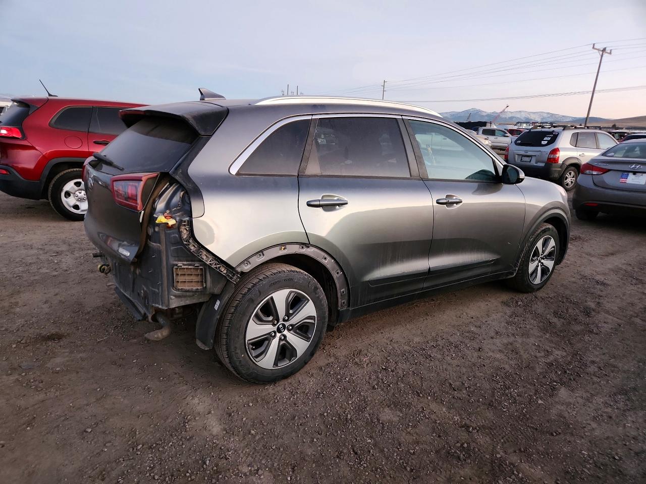2017 KIA NIRO FE photo 5