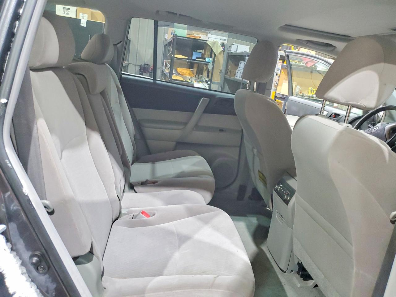 2009 TOYOTA HIGHLANDER BASE photo 11