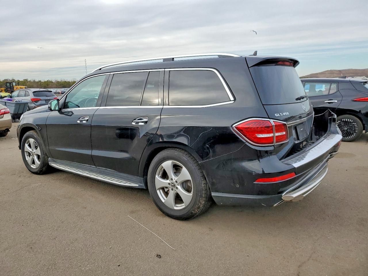 2017 MERCEDES-BENZ GLS 450 4MATIC photo 3