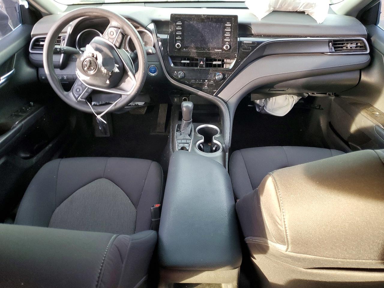 2023 TOYOTA CAMRY LE photo 15