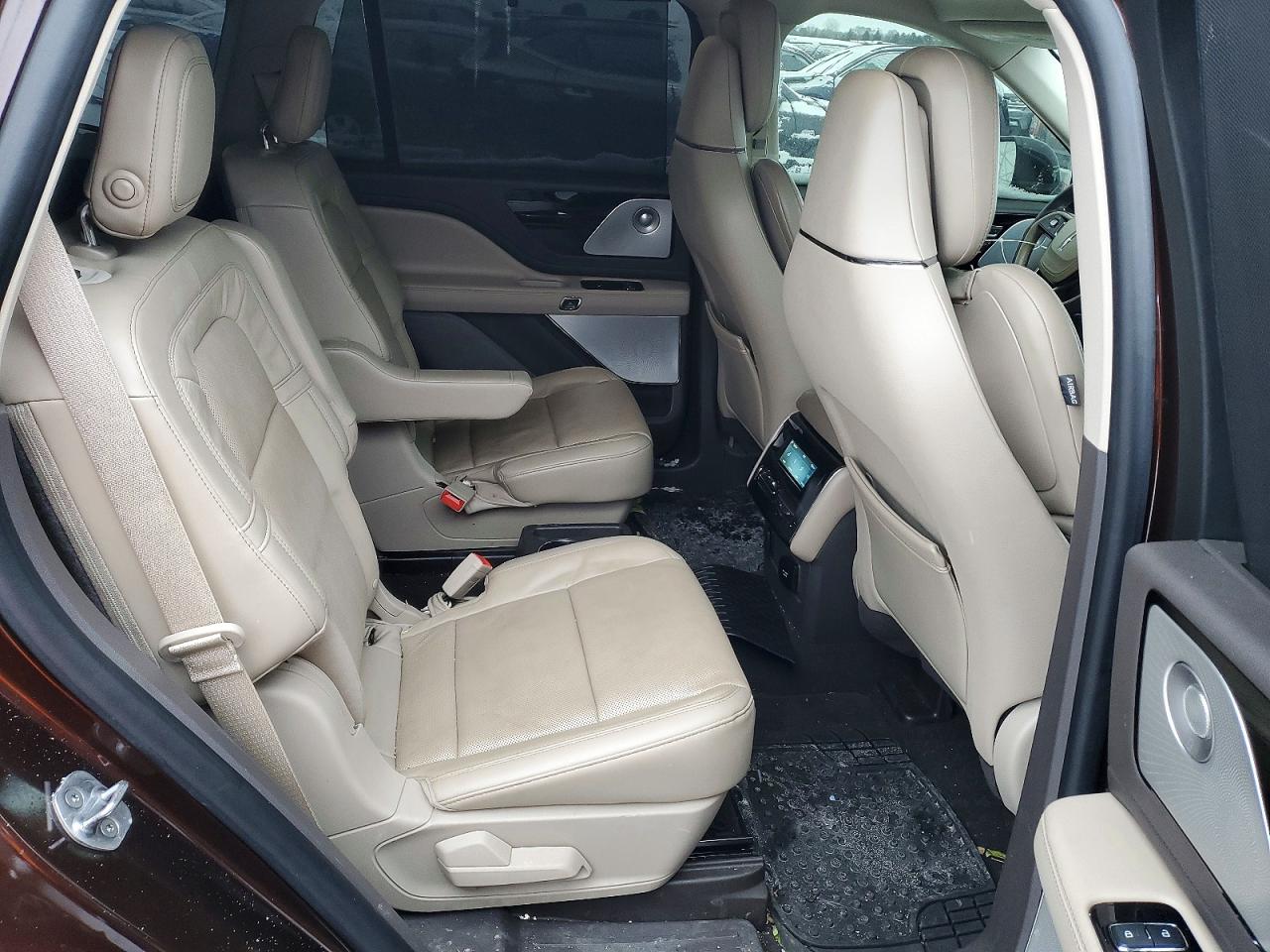 2020 LINCOLN AVIATOR RESERVE photo 11