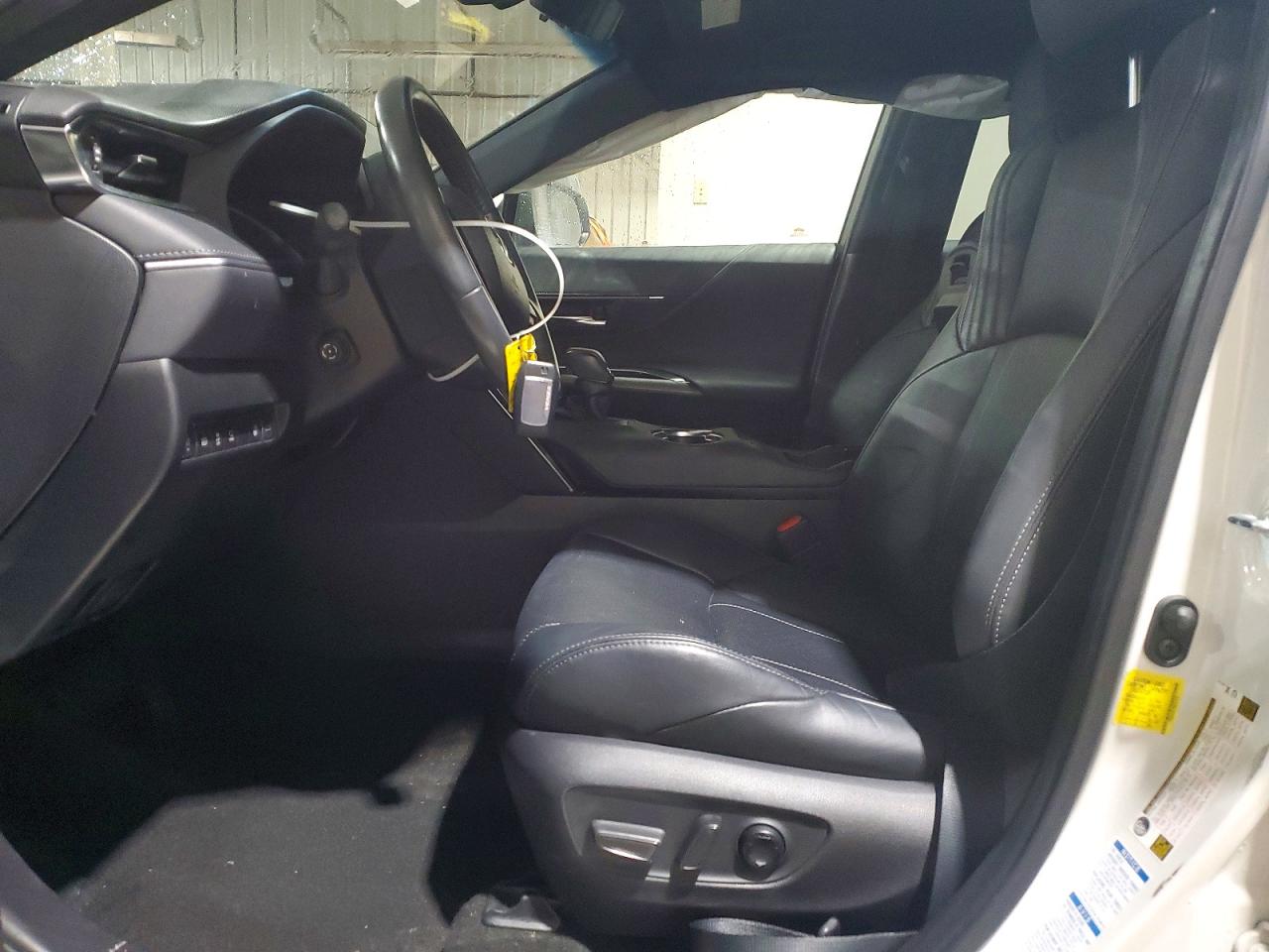 2021 TOYOTA VENZA LIMITED photo 19