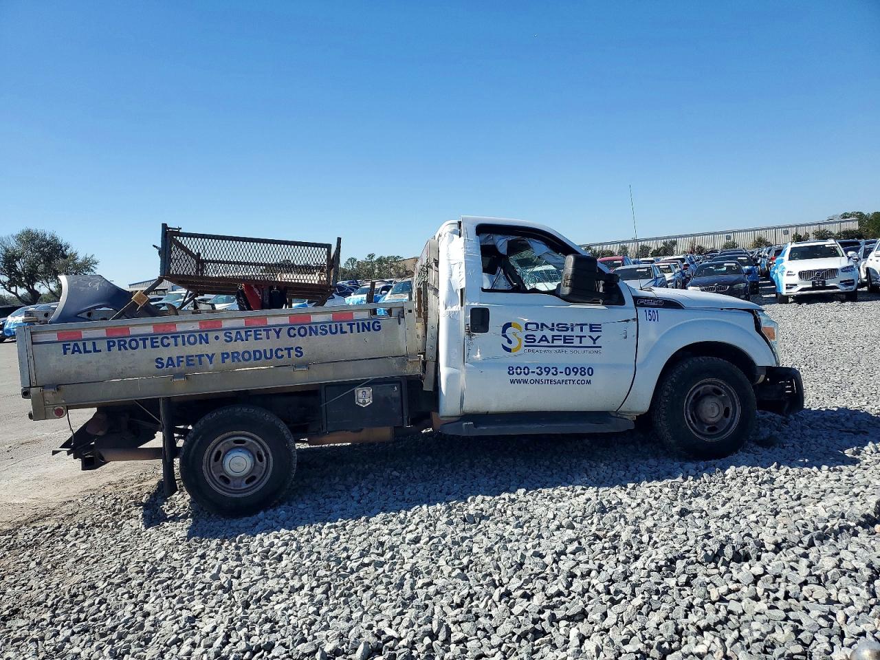 2015 FORD F250 photo 21