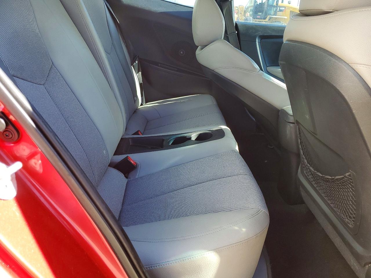 2013 HYUNDAI VELOSTER BASE photo 19