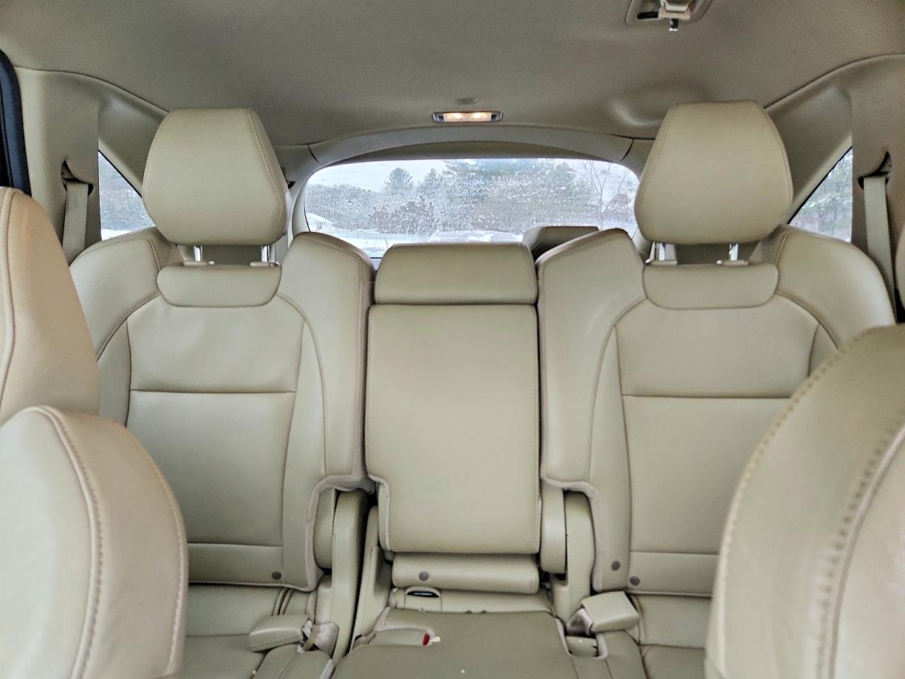 2017 ACURA MDX photo 10