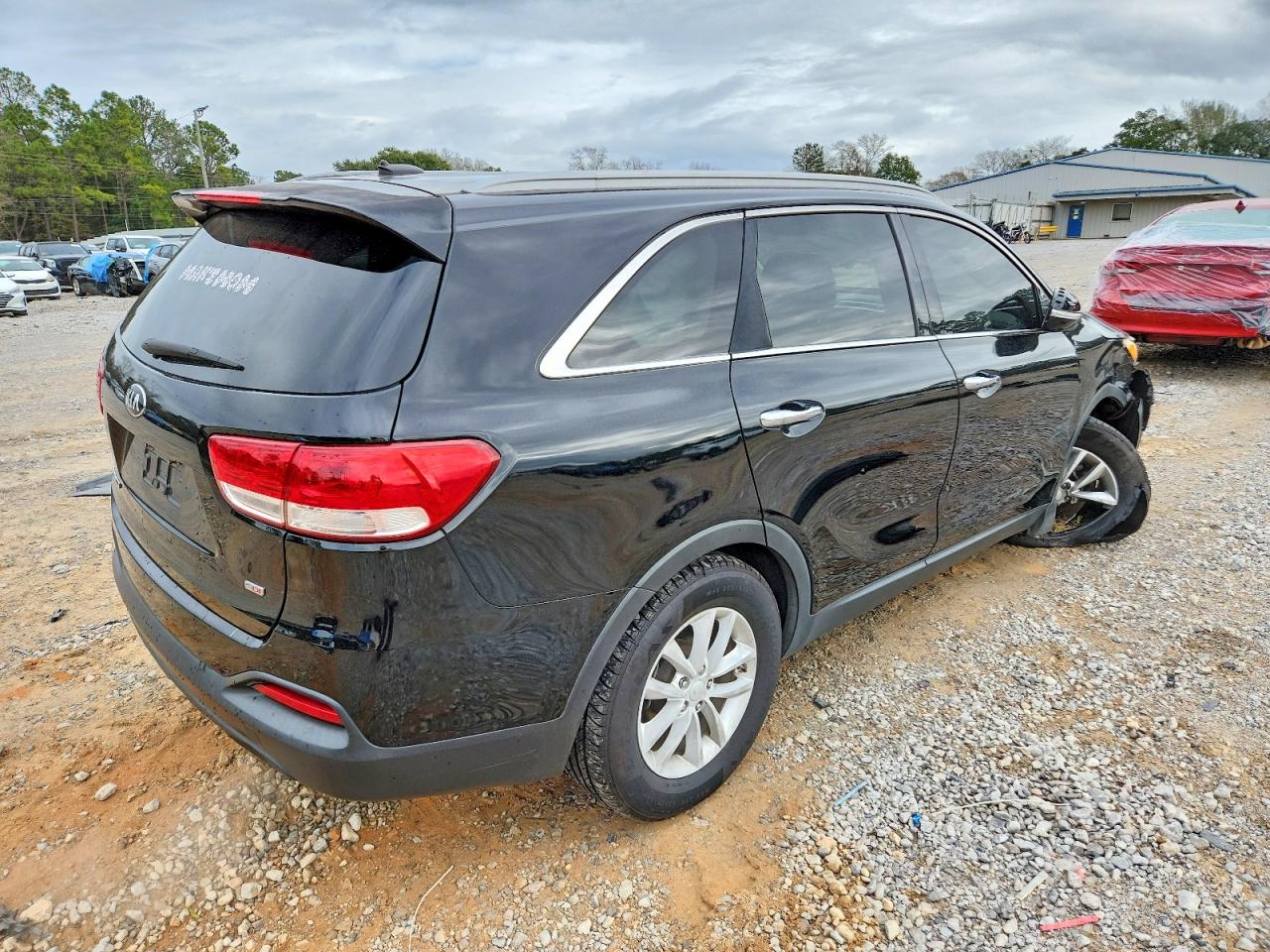 2016 KIA SORENTO LX photo 3