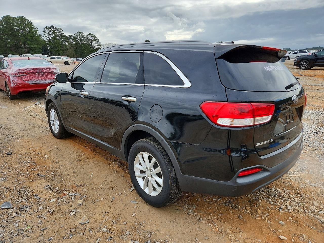 2016 KIA SORENTO LX photo 2