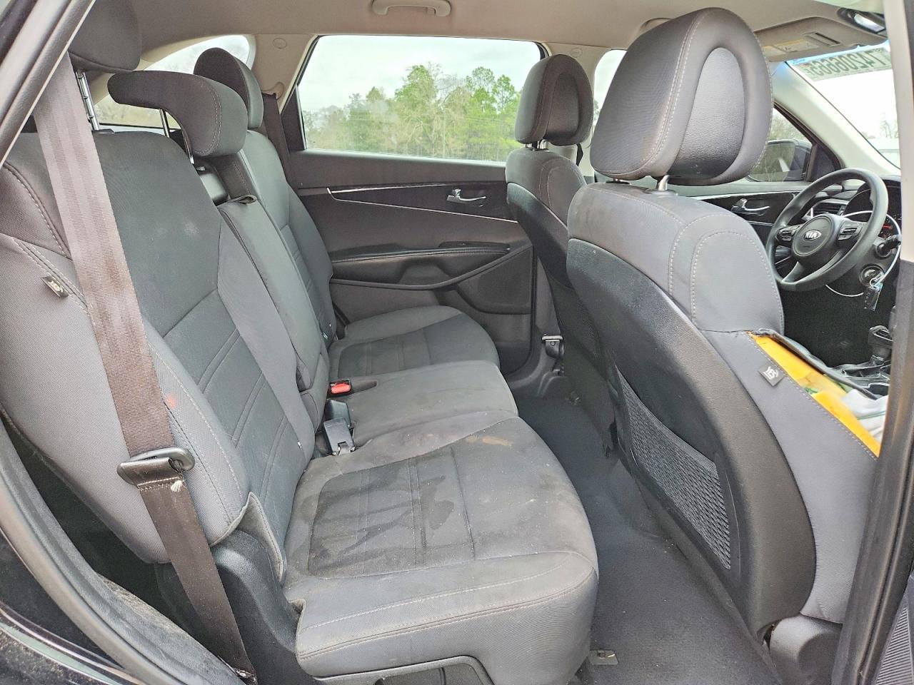 2016 KIA SORENTO LX photo 11