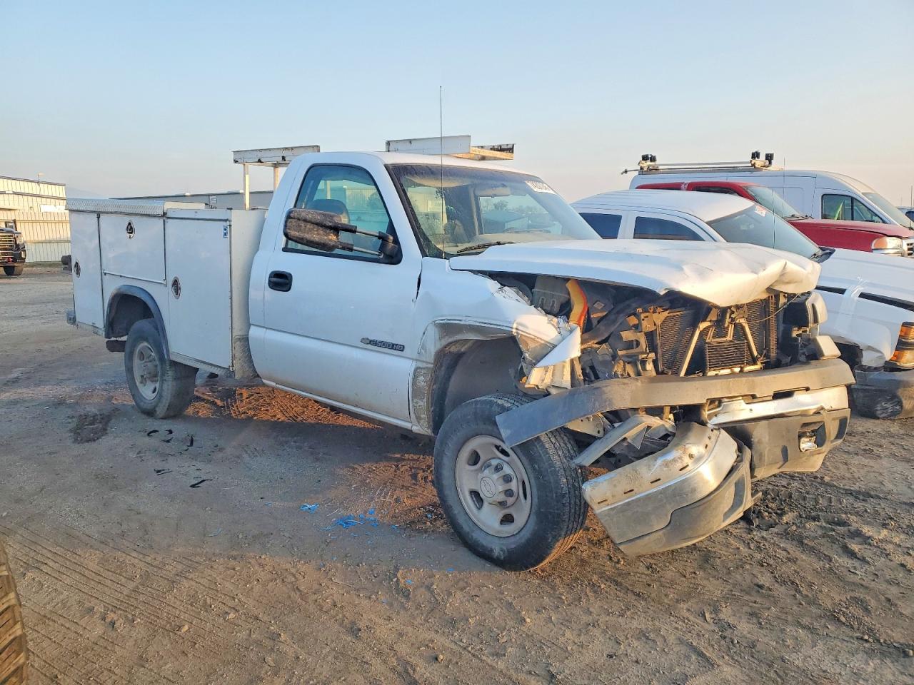 2006 CHEVROLET SILVERADO C2500 HEAVY DUTY photo 4