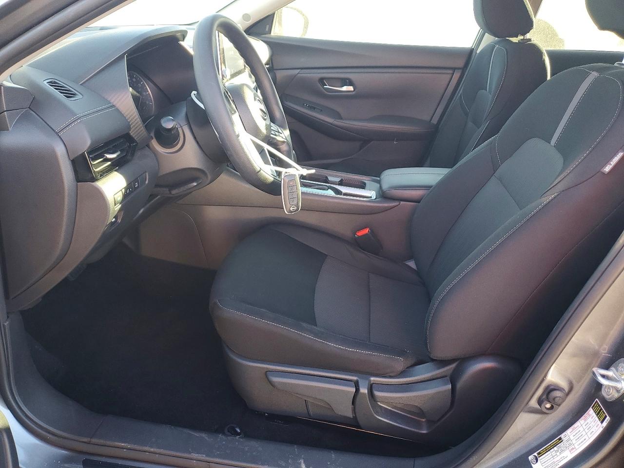2025 NISSAN SENTRA SV photo 13
