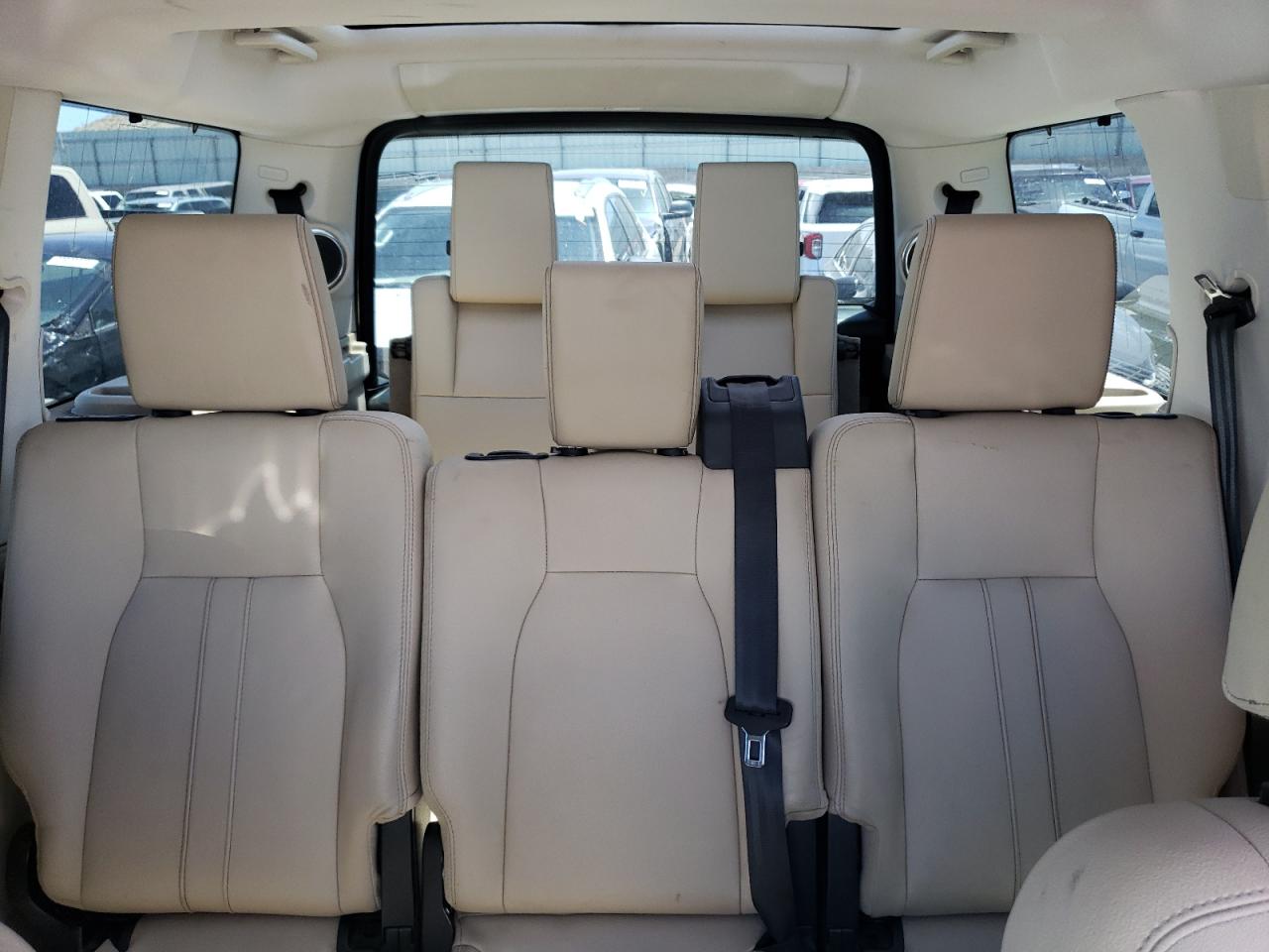 2016 LAND ROVER LR4 HSE photo 10