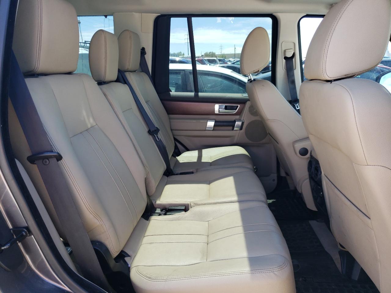 2016 LAND ROVER LR4 HSE photo 11