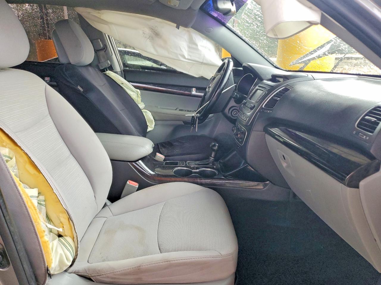 2014 KIA SORENTO LX photo 7