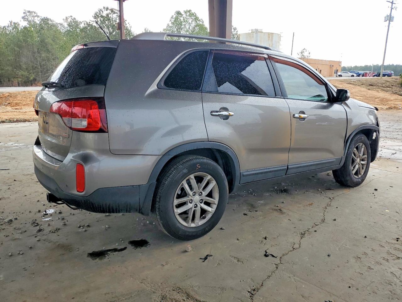 2014 KIA SORENTO LX photo 3