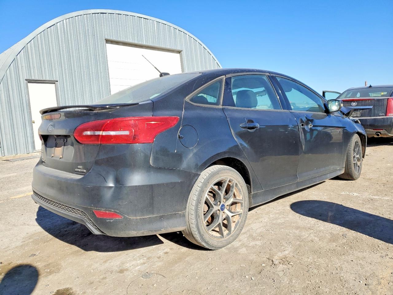 2015 FORD FOCUS SE photo 3