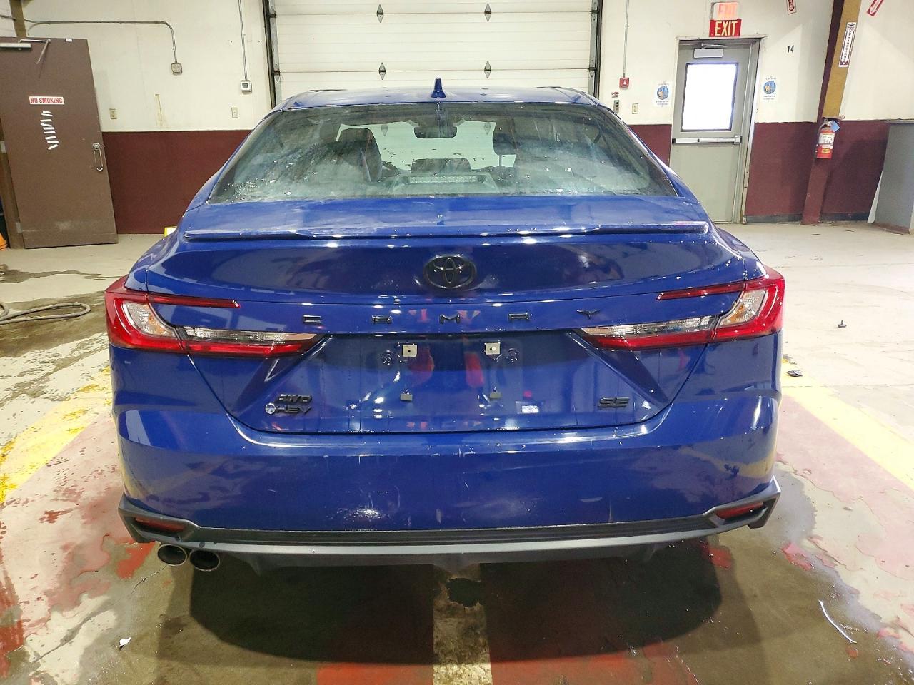 2025 TOYOTA CAMRY SE photo 6