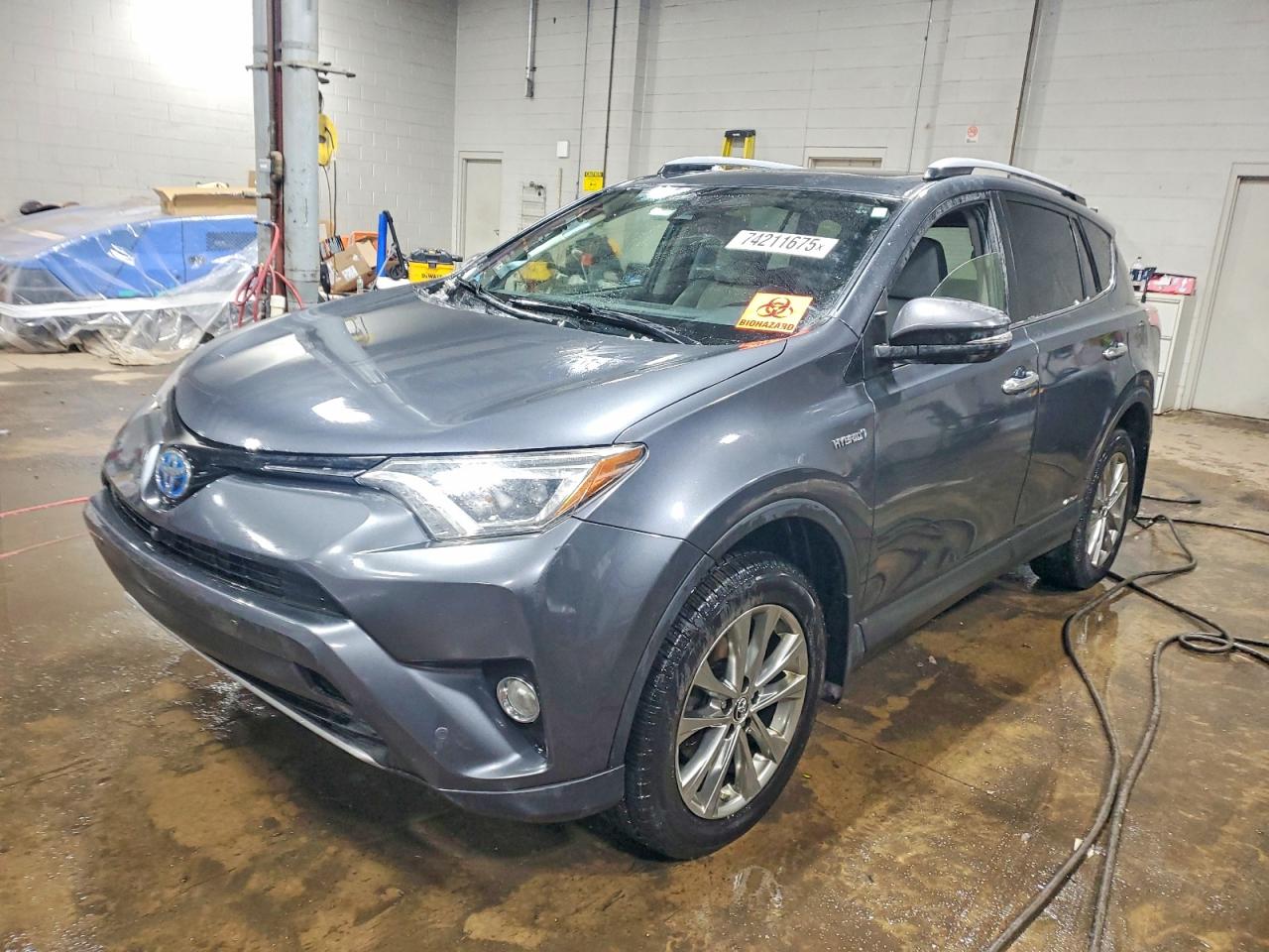 2017 TOYOTA RAV4 HV