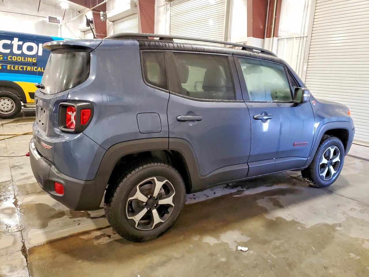 2020 JEEP RENEGADE TRAILHAWK photo 3