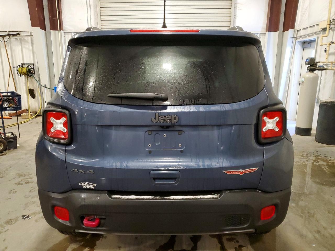 2020 JEEP RENEGADE TRAILHAWK photo 6