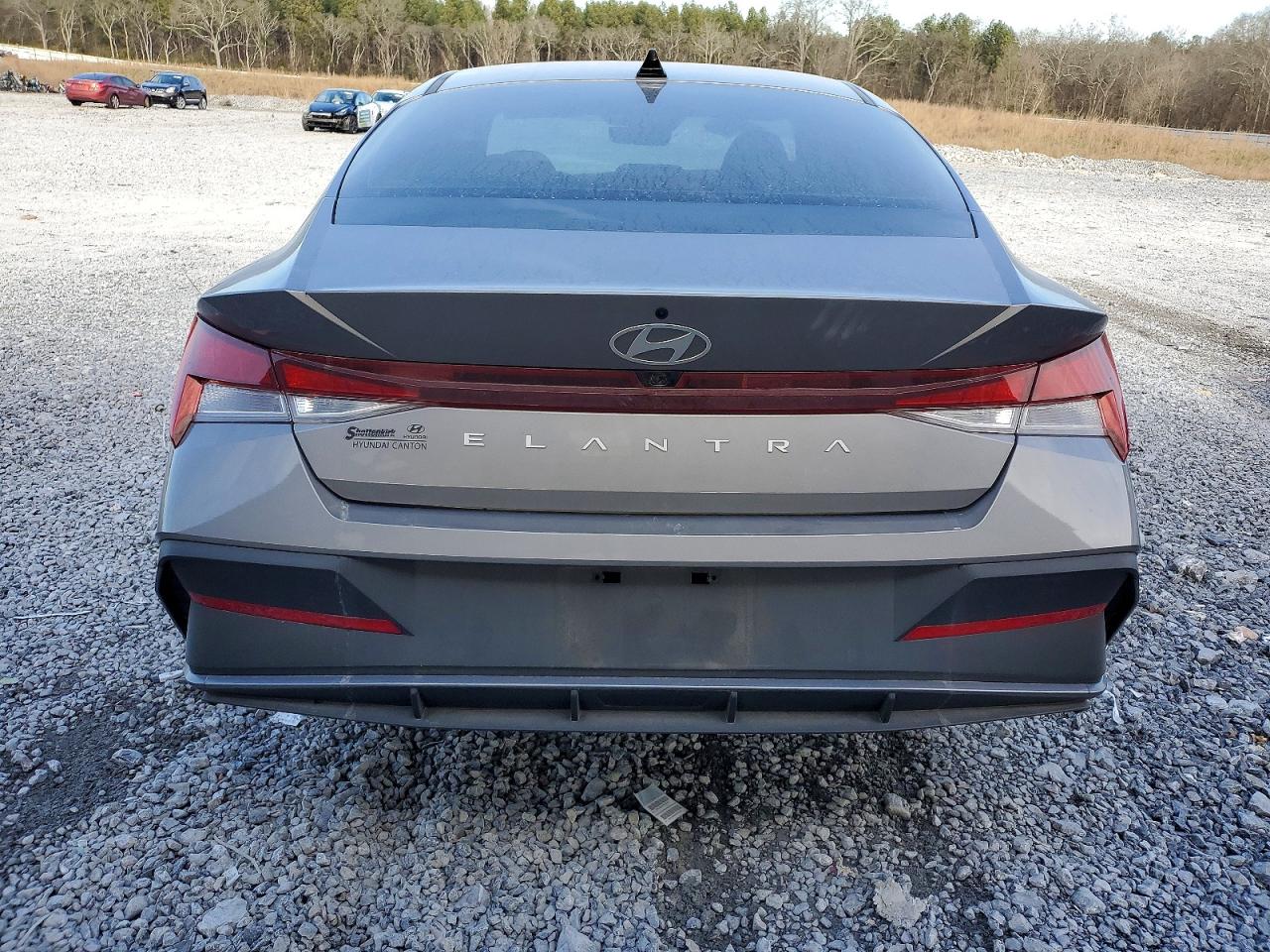 2024 HYUNDAI ELANTRA SEL photo 6