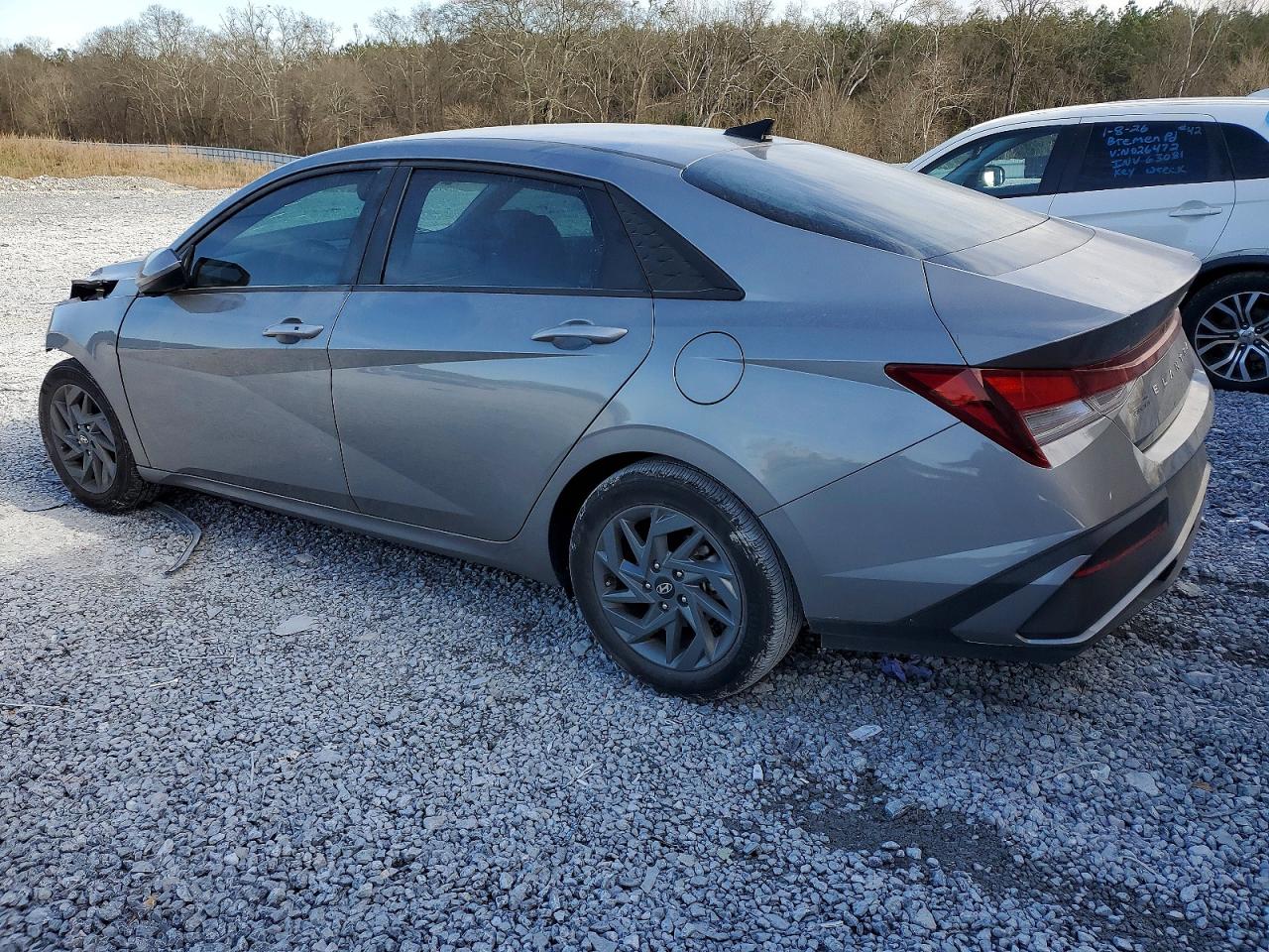 2024 HYUNDAI ELANTRA SEL photo 2