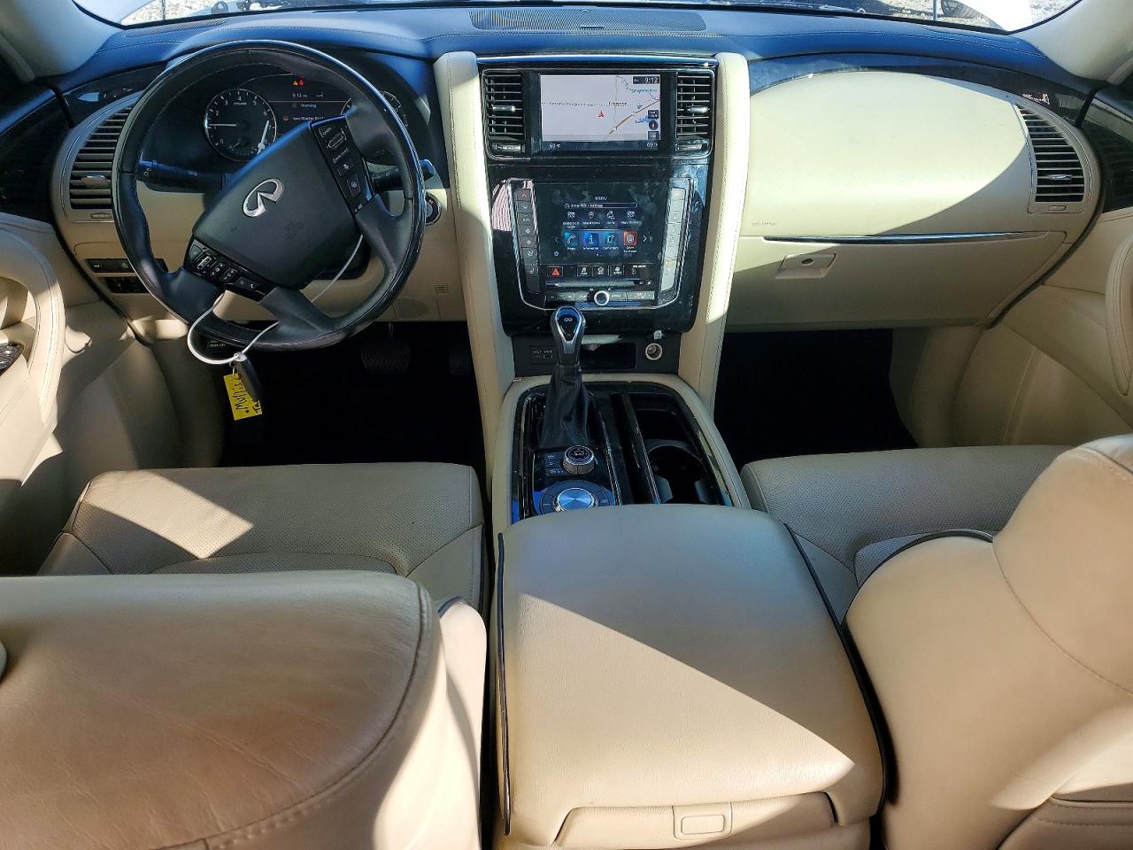 2021 INFINITI QX80 LUXE photo 22