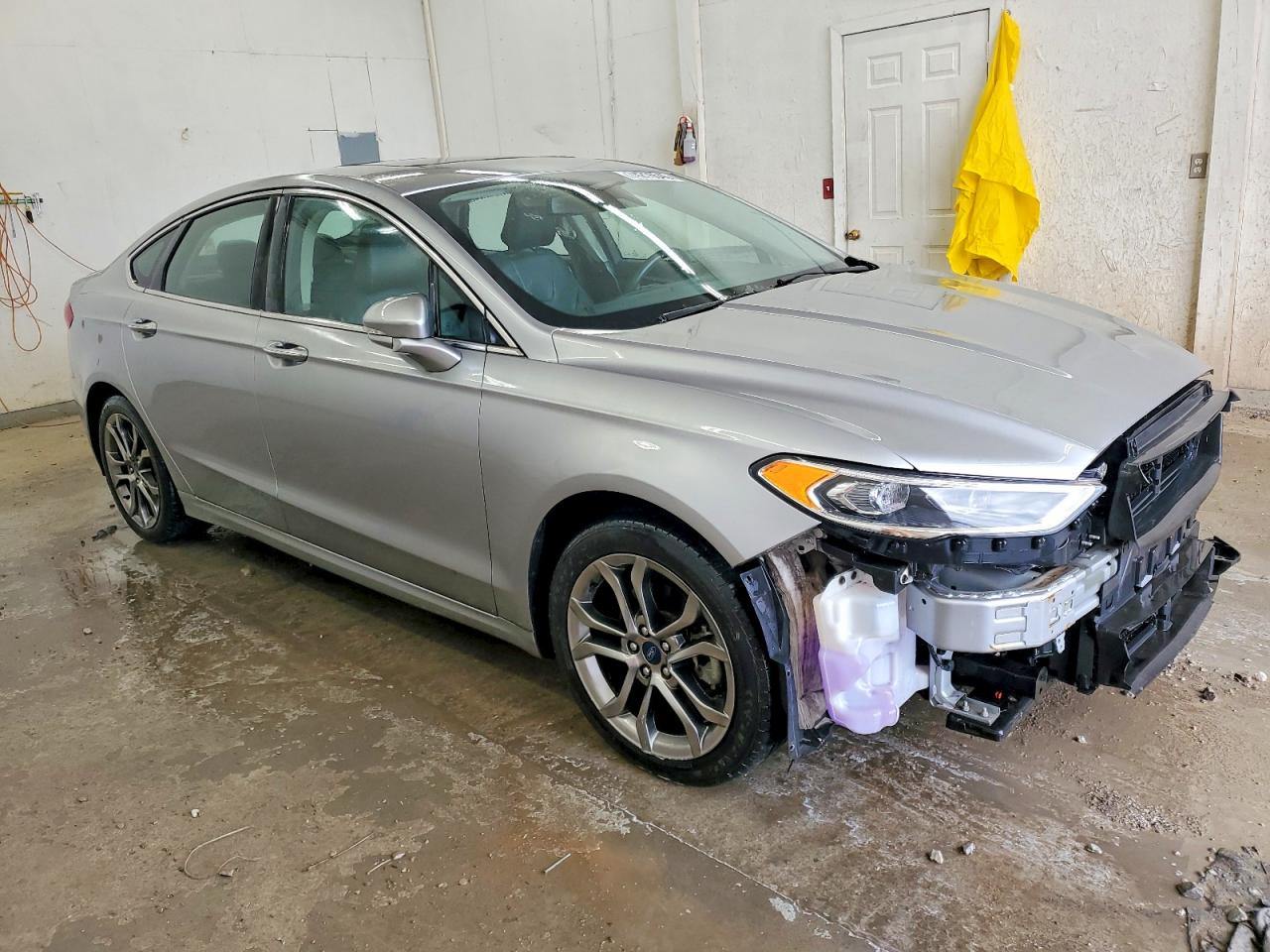 2020 FORD FUSION TITANIUM photo 4