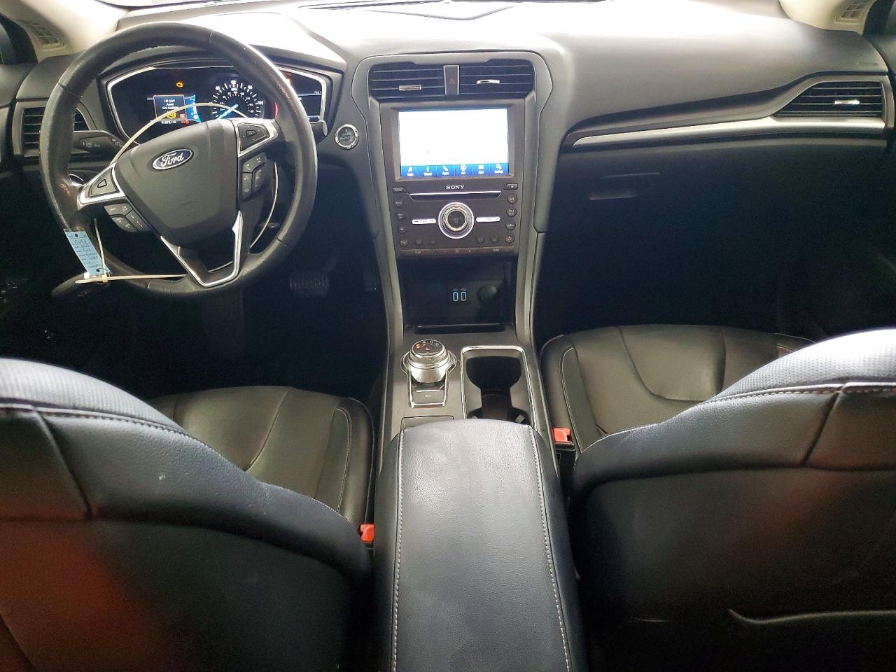 2020 FORD FUSION TITANIUM photo 8