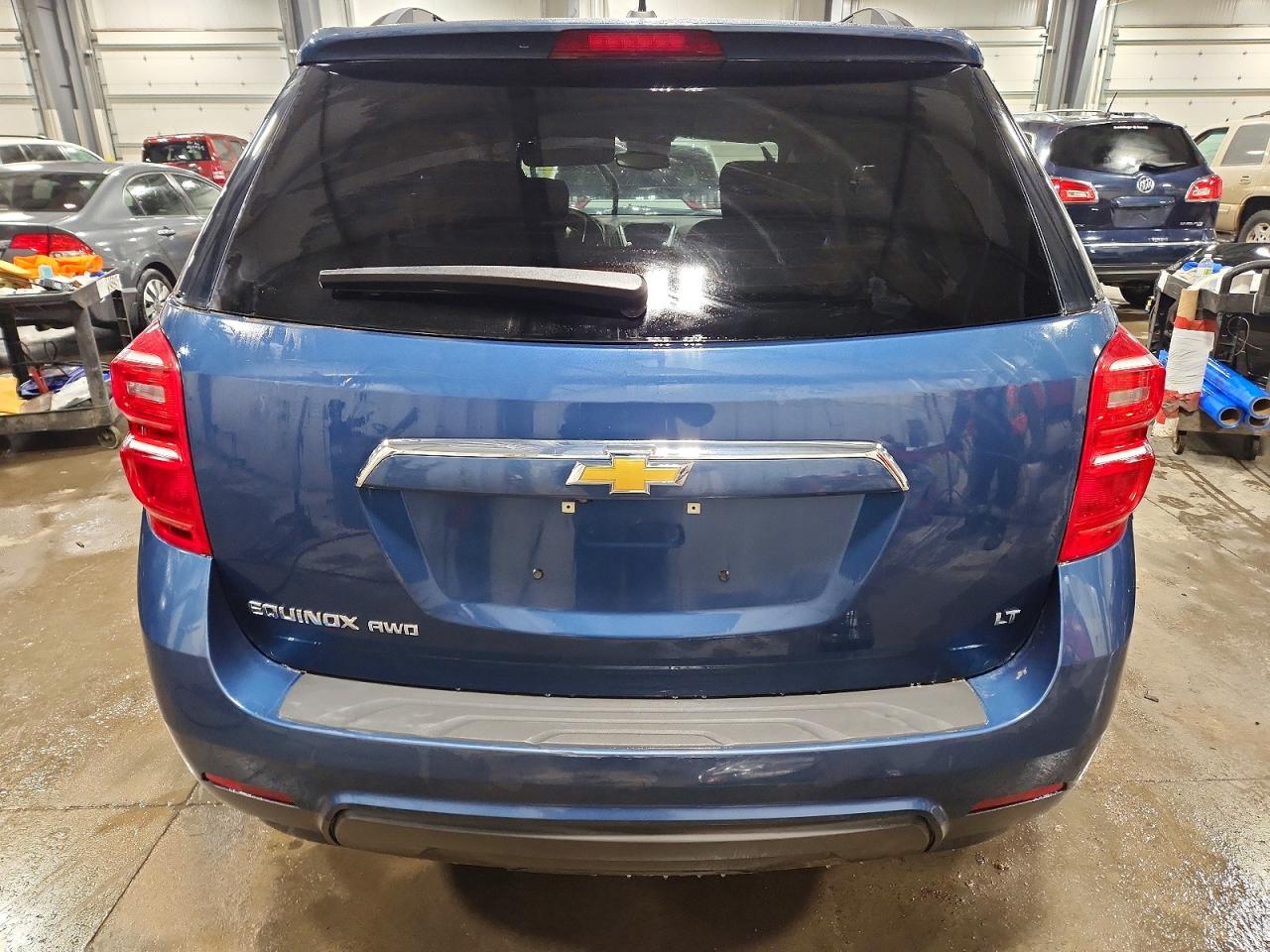 2017 CHEVROLET EQUINOX LT photo 11